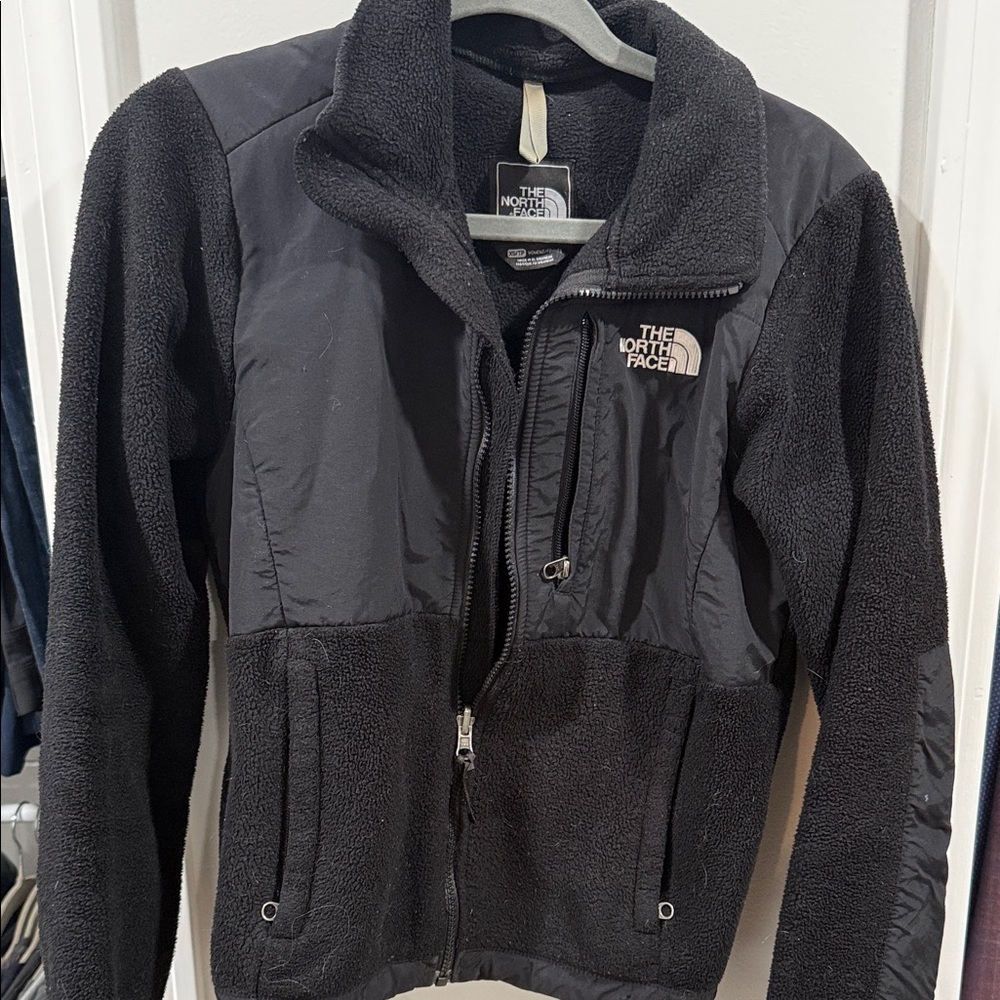 The North Face Black Full-Zip Fleece Jacket
